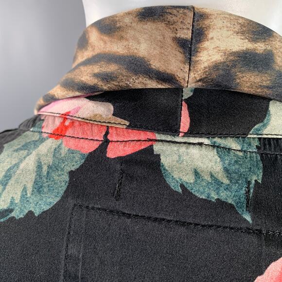 R13 Size XS Black Multi Color Silk Floral Shawl Collar Smoking Robe - Picture 5 of 10